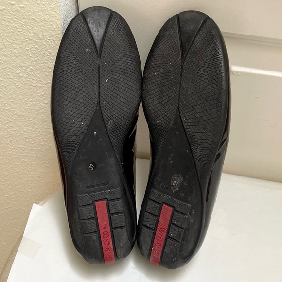 Authentic Prada flat shoes - Picture 11 of 12